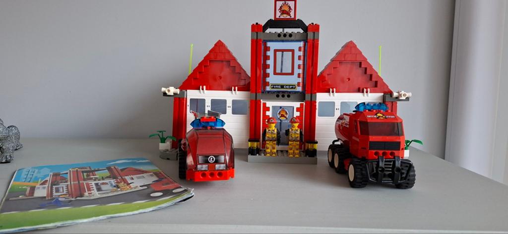 Lego 4Juniors set 4657 brandweer hoofdkwartier, Compleet, Overige thema's, Lego, Ophalen of Verzenden