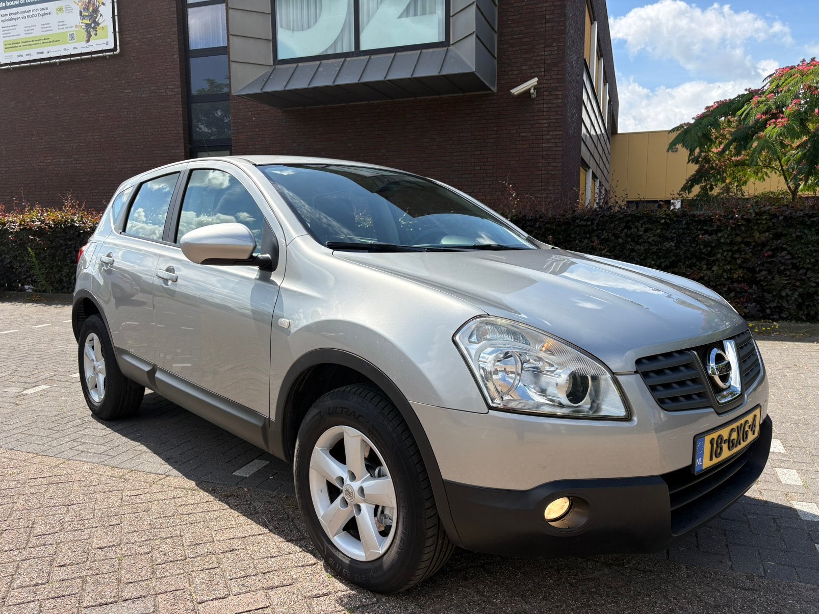 Nissan QASHQAI 1.6 2008 Grijs PDC .Clima., Voorwielaandrijving, 1272 kg, 4 cilinders, Origineel Nederlands