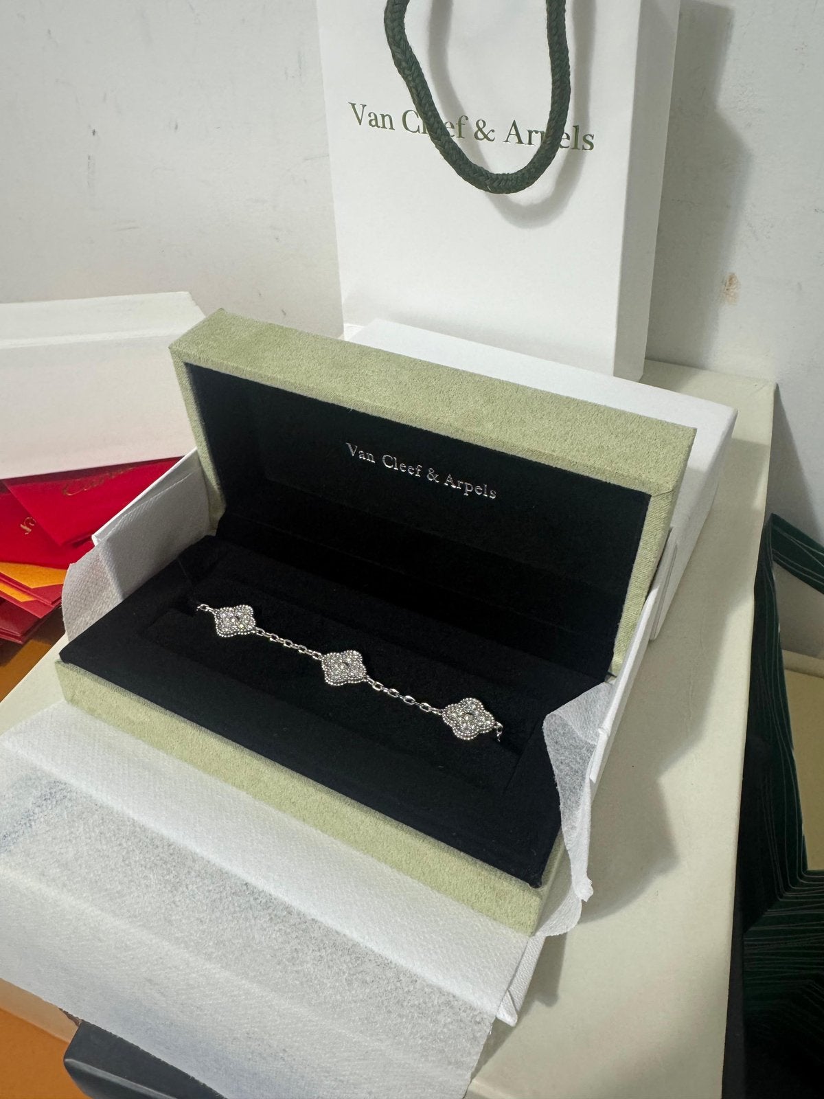 Deze Van Cleef & Arpels Vintage Alhambra Bracelet, Ophalen of Verzenden, Nieuw