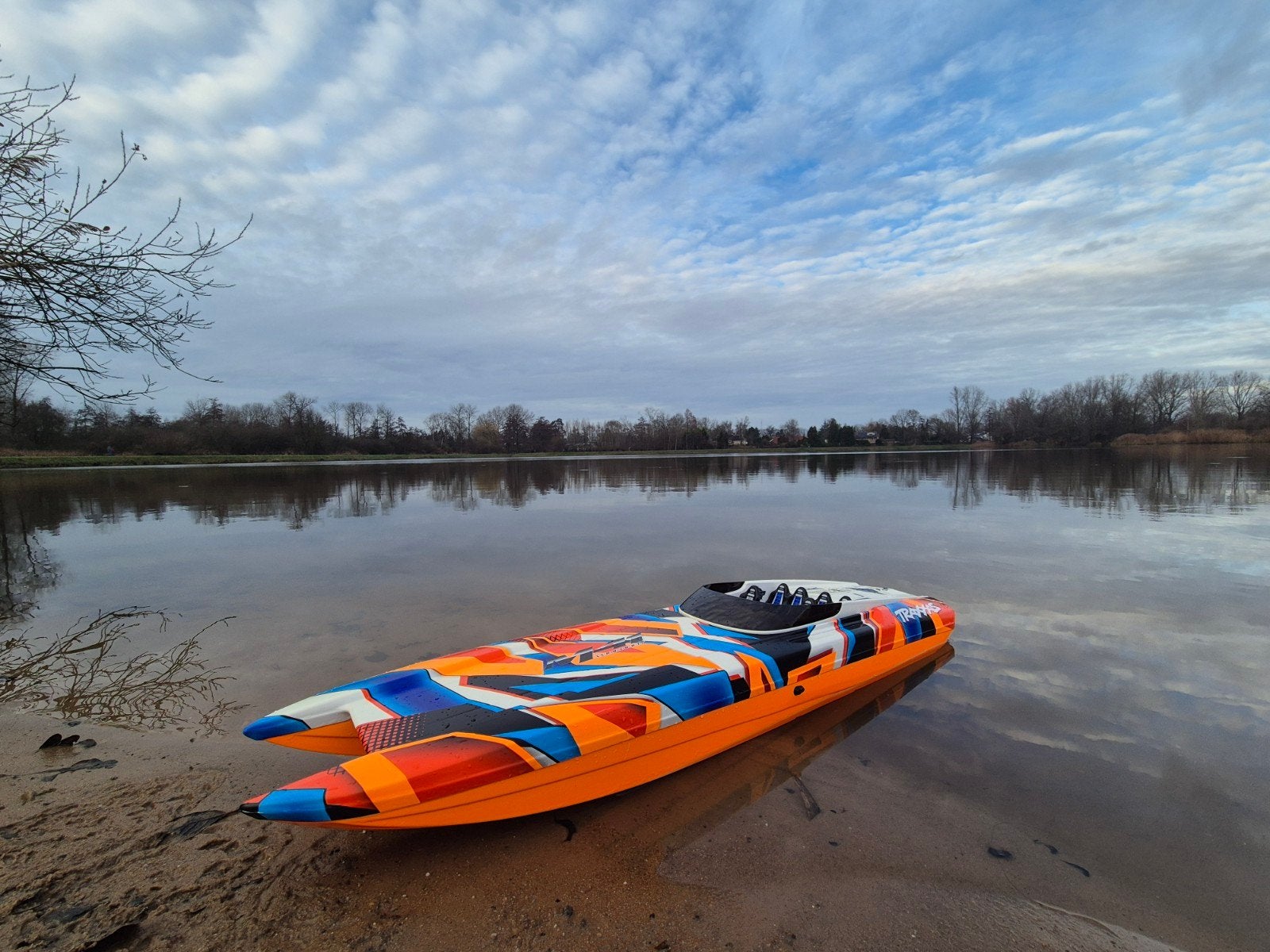 Traxxas M41 incl accu's, Ophalen, Zo goed als nieuw