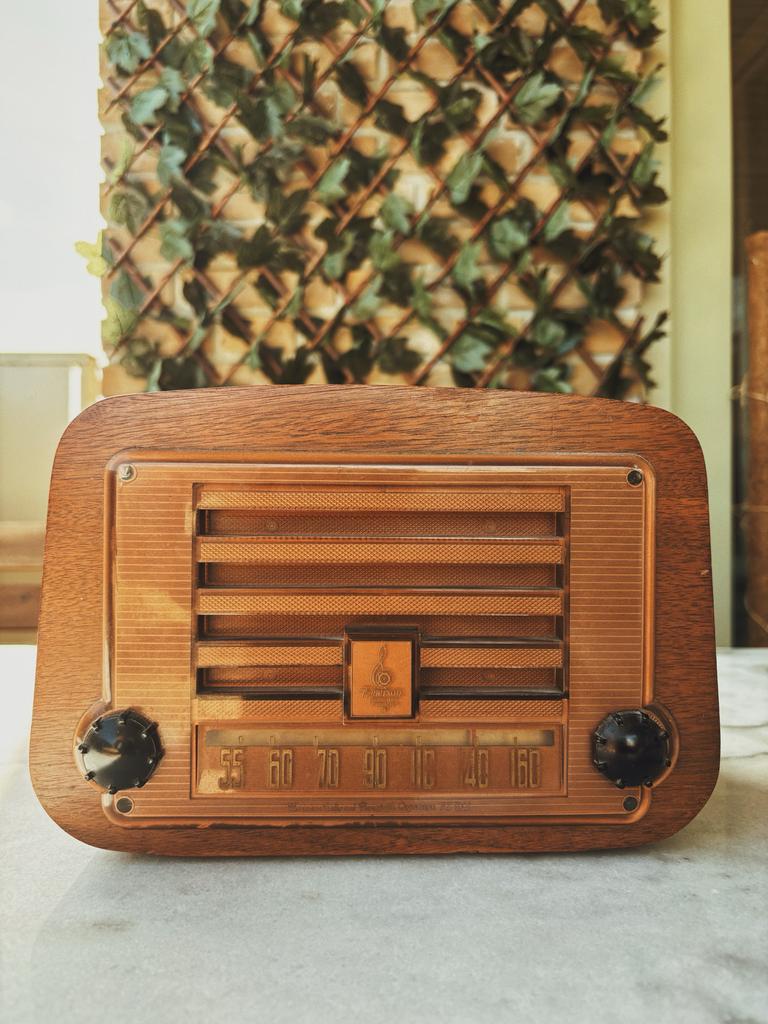 Emerson 578A Eames Office Radio 1946 - Vintage Radio, Ophalen of Verzenden, Gebruikt, Radio