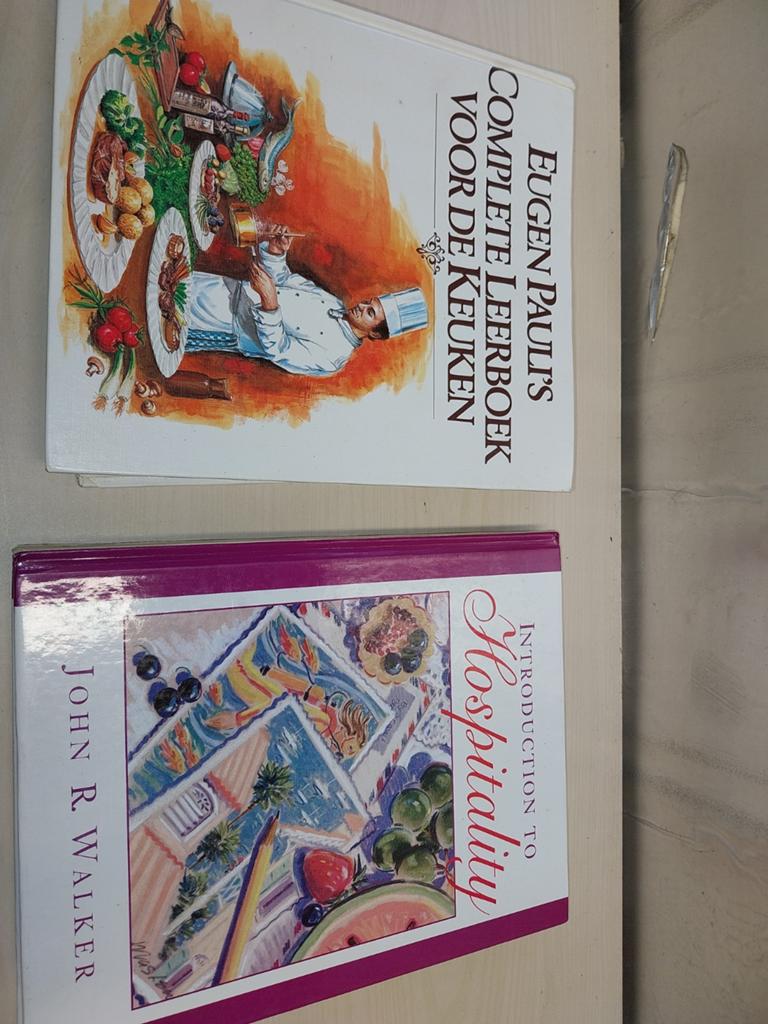 Kookboeken: Eugen Pauli's Leerboek & Introduction to Hosp, Boeken, Ophalen