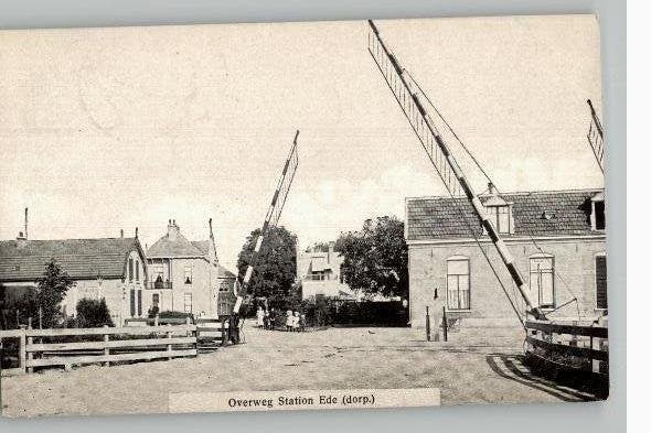 Ede (dorp) Overweg Station st 1911