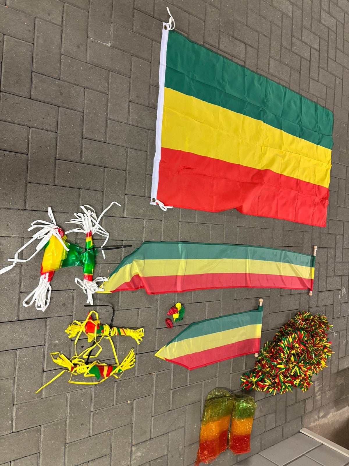 Nieuw zgan groot pakket carnaval decoratie, Ophalen of Verzenden, Nieuw, Versiering, Carnaval