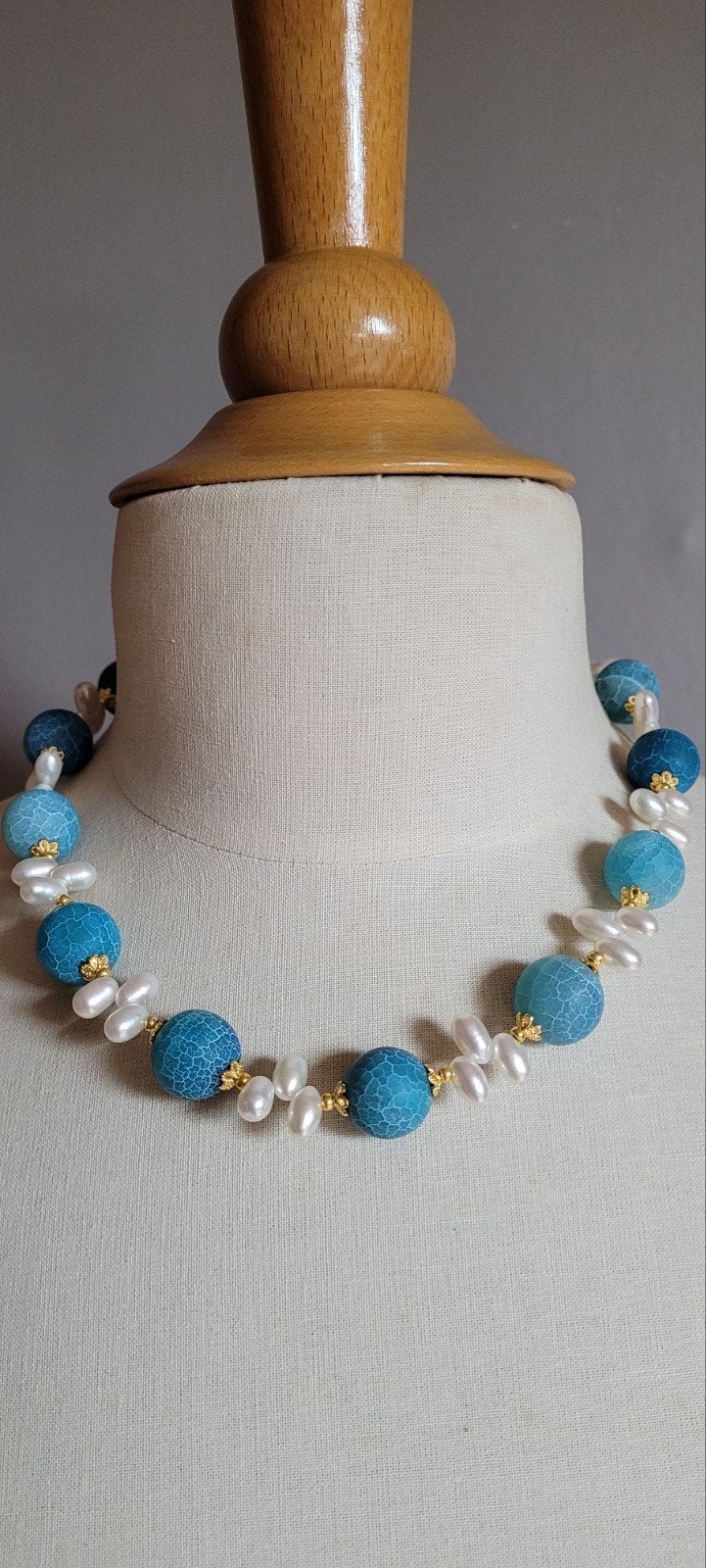 Ketting van zoetwaterparels en stenen, Blauw, Nieuw, Ophalen of Verzenden, Steen of Mineraal