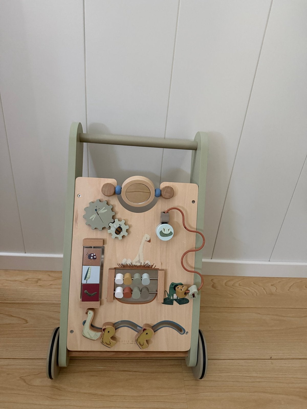 Houten Baby Walker zo goed als nieuw, Ophalen, Zo goed als nieuw, Overige typen, Met wieltjes