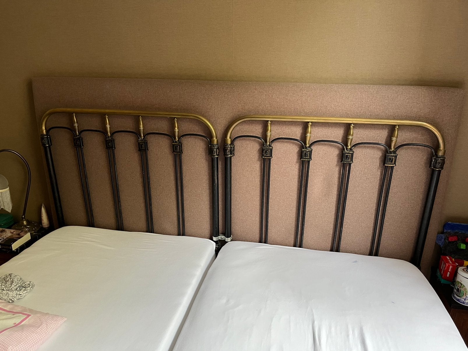 Antiek hoofdframe bed - messing en zwart metaal, Ophalen