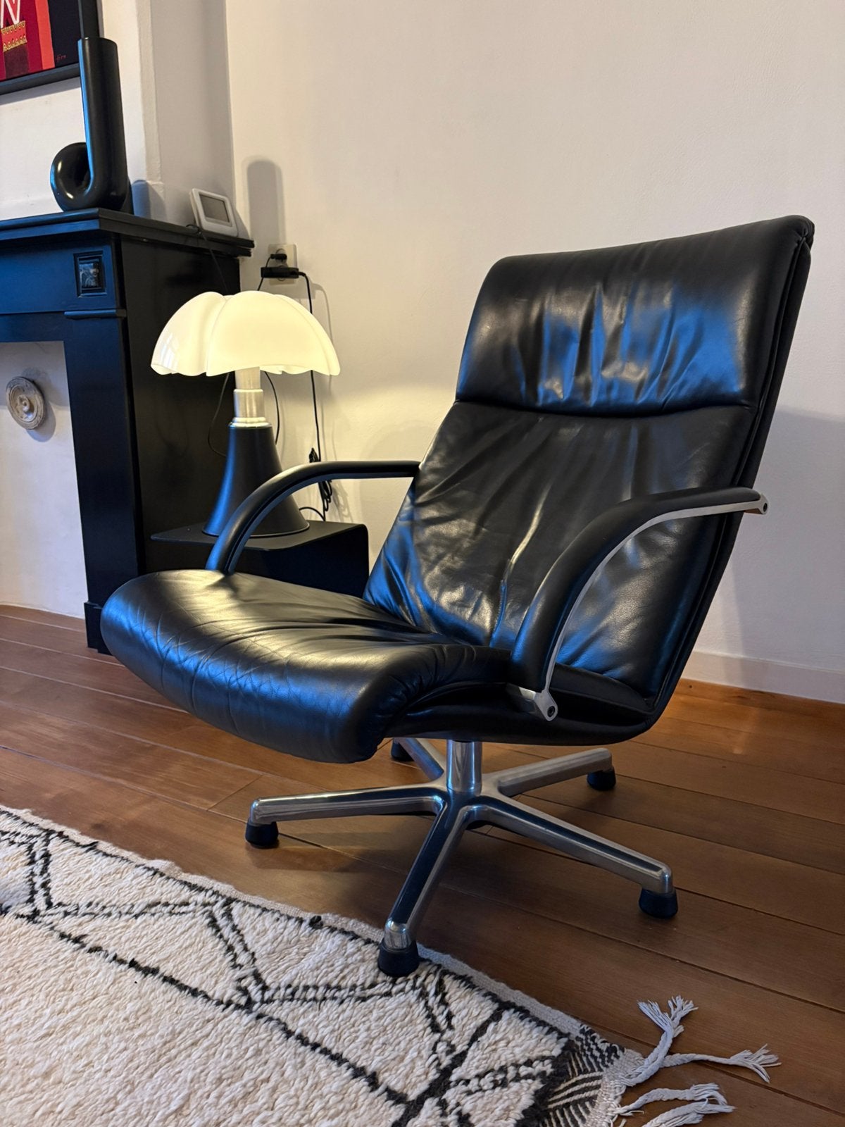 Artifort F194 “Ambassador” fauteuil – Geoffrey Harcourt, Huis en Inrichting, Zo goed als nieuw, 50 tot 75 cm, Artifort, Ophalen