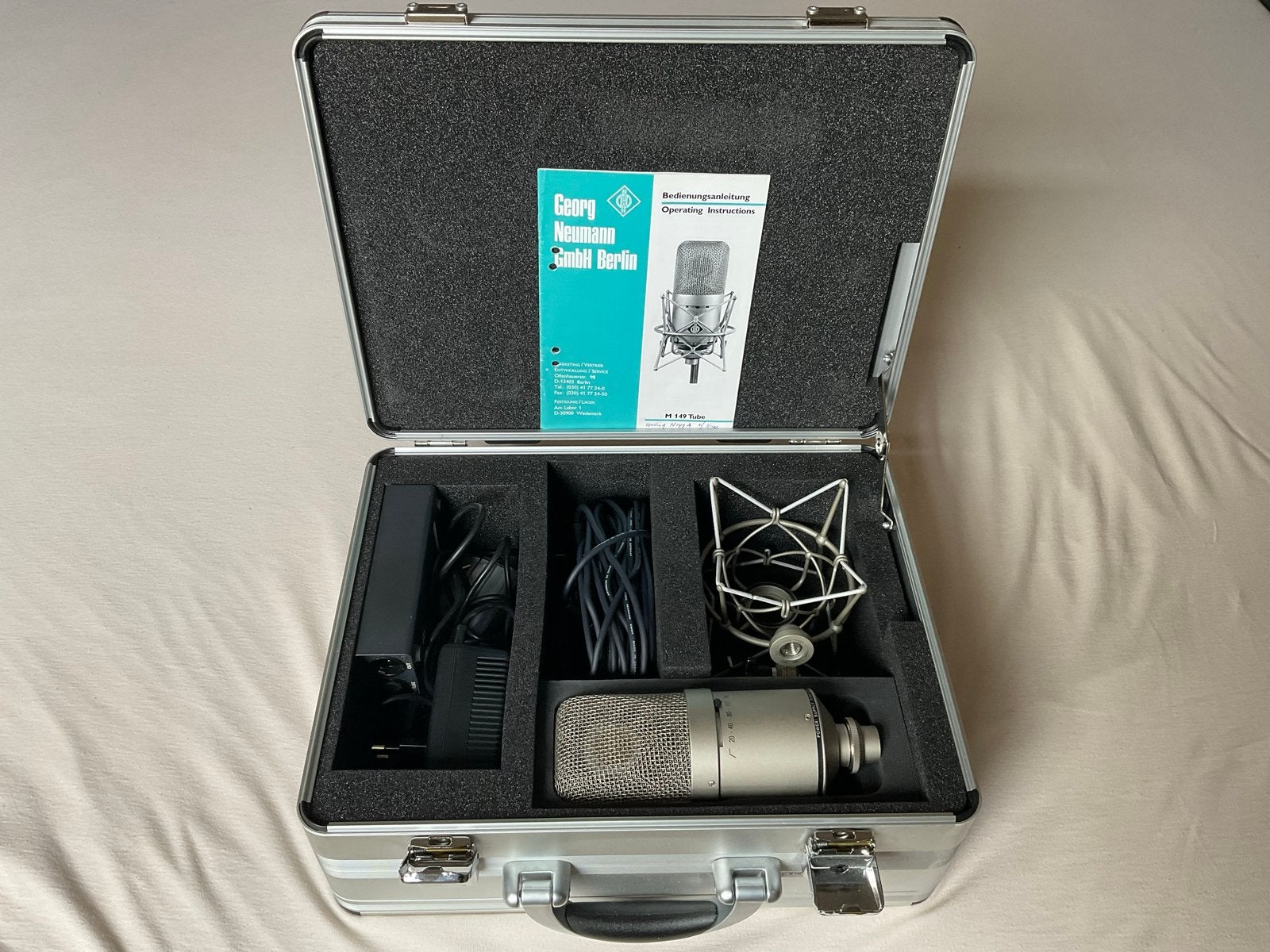 Neumann M149 Studio Buizen Microfoon - Topkwaliteit, Muziek en Instrumenten, Microfoons, Zo goed als nieuw, Studiomicrofoon, Ophalen of Verzenden