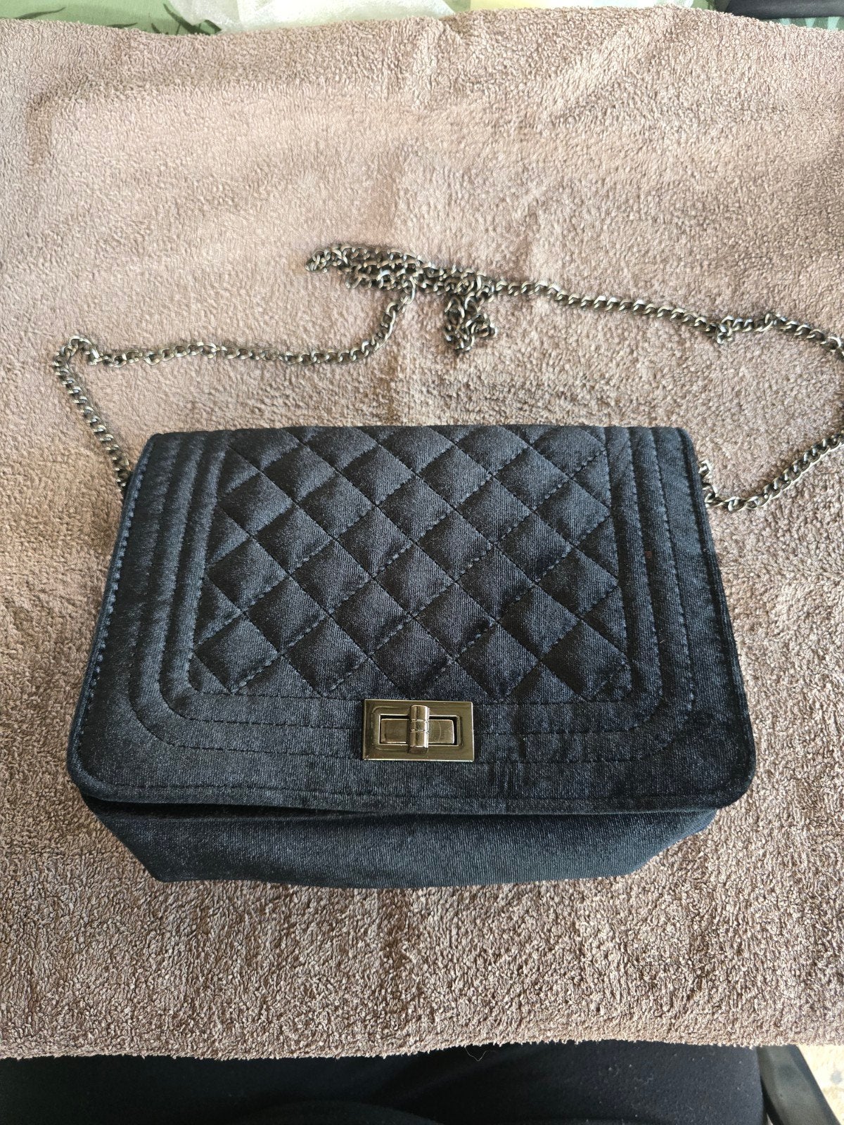 Elegant Zwart Fluweel Schoudertasje met Ruitpatroon, Ophalen of Verzenden