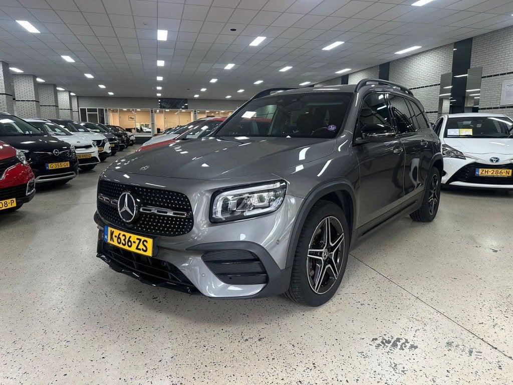 Mercedes-benz GLB-KLASSE 200 BNS SOLUT. AMG  Night Pakket  C, Auto's, Electronic Stability Program (ESP), 4 cilinders, Met garantie (alle)