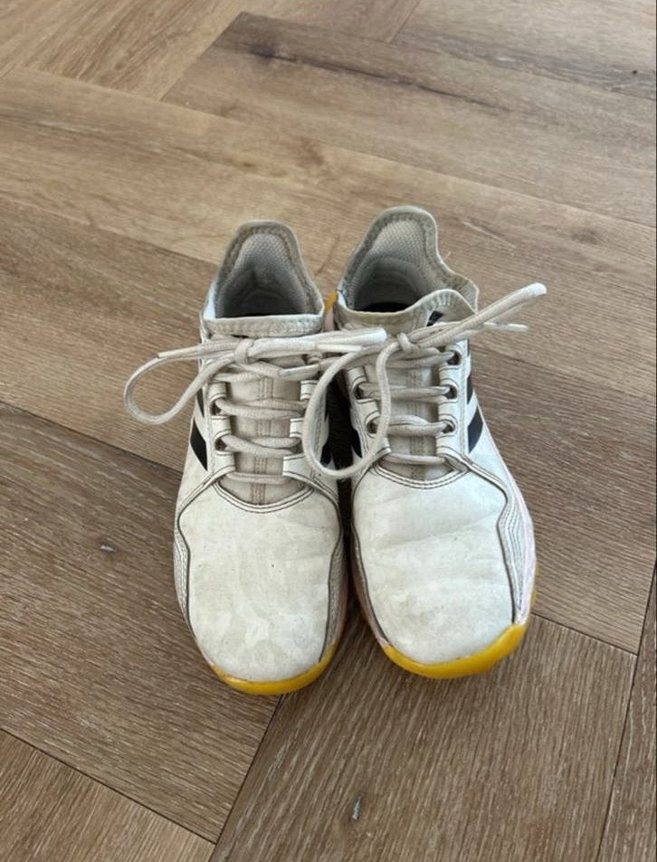 Adidas Veldhockeyschoenen Maat 34 Unisex, Sport en Fitness, Hockey, Ophalen of Verzenden, Gebruikt, Schoenen