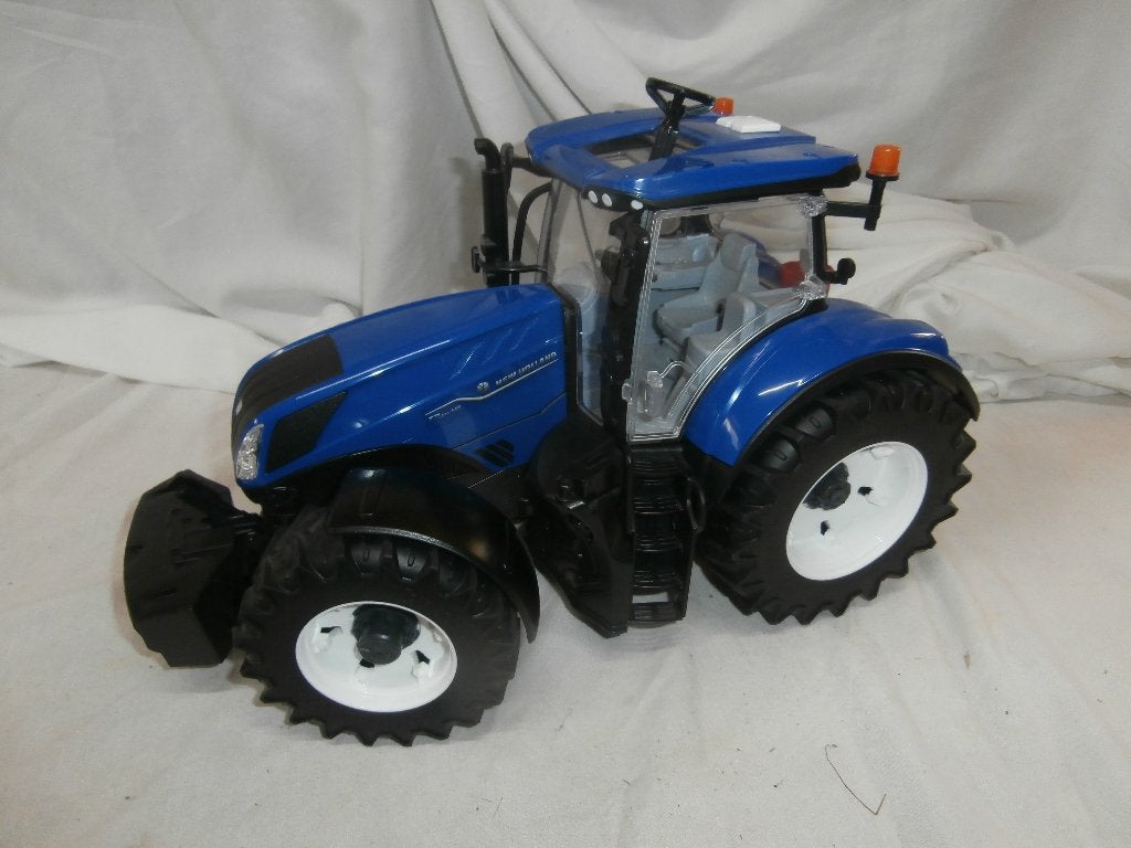 Bruder New Holland T7.315 trekker, Ophalen, Zo goed als nieuw