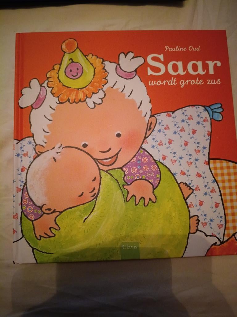 Pauline Oud - Saar wordt grote zus, Ophalen of Verzenden, Zo goed als nieuw, Pauline Oud