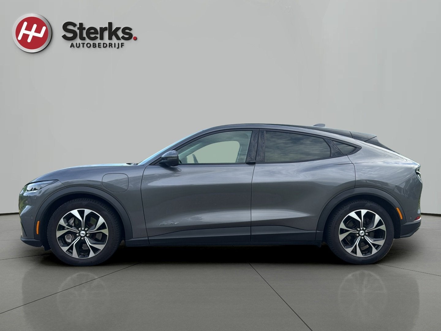 Ford Mustang Mach-E RWD 75 kWh TREKHAAK 19"LM VELGEN LEDEREN, Automaat, Achterwielaandrijving, Gebruikt, 1249 min