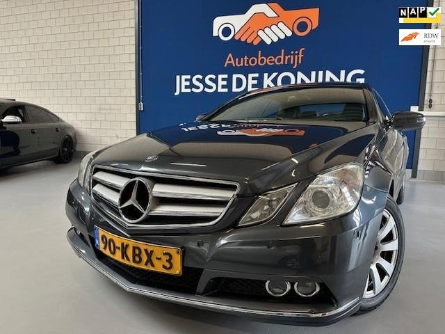 Mercedes-Benz E-klasse Coupé 250 CGI Avantgarde Automaat,bj, Auto's, Euro 5, Achterwielaandrijving, 4 cilinders, 4 stoelen