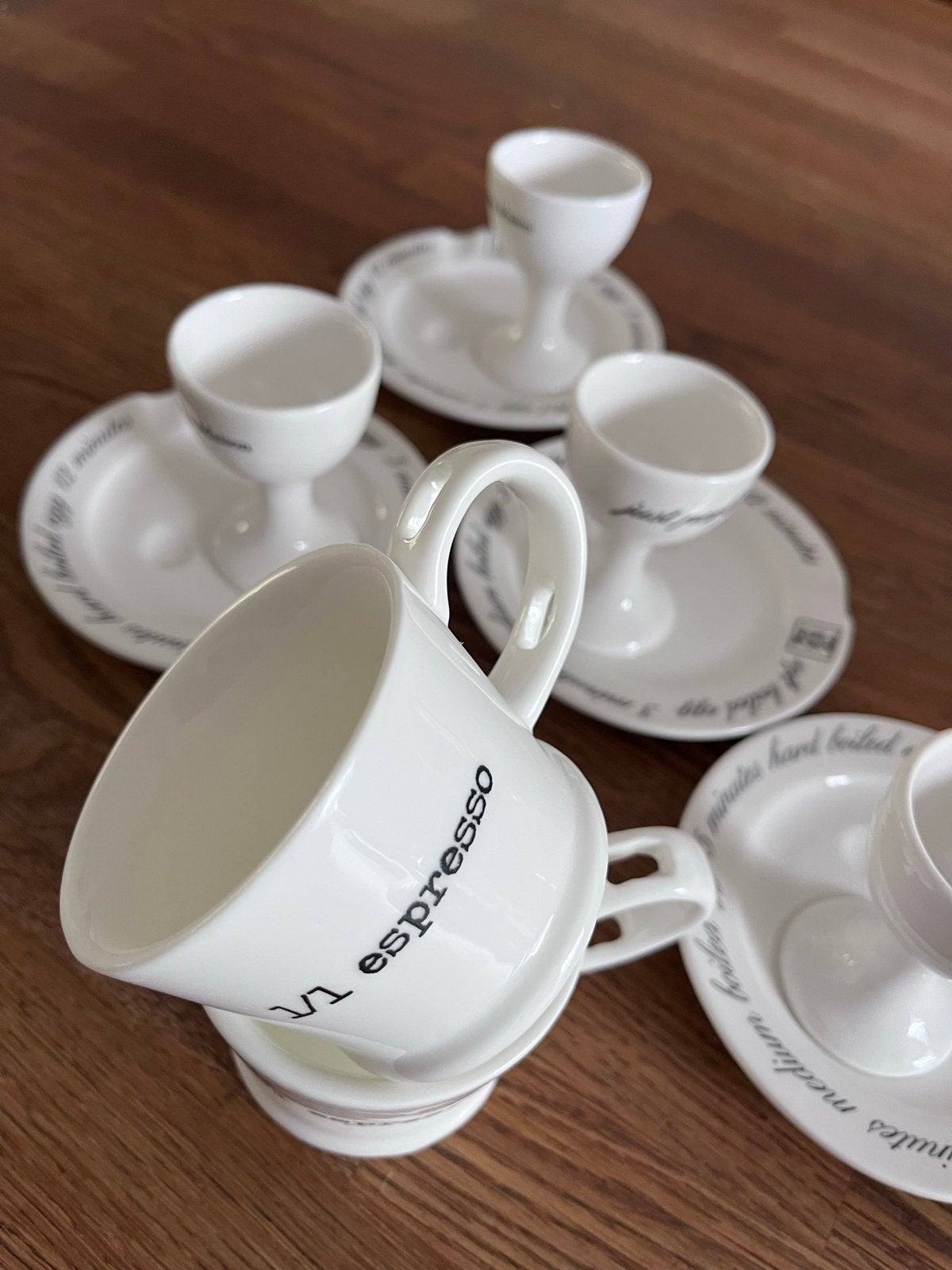 Witte porseleinen eierdopjes en espresso kopjes, Ophalen, Overige merken, Zo goed als nieuw, Modern