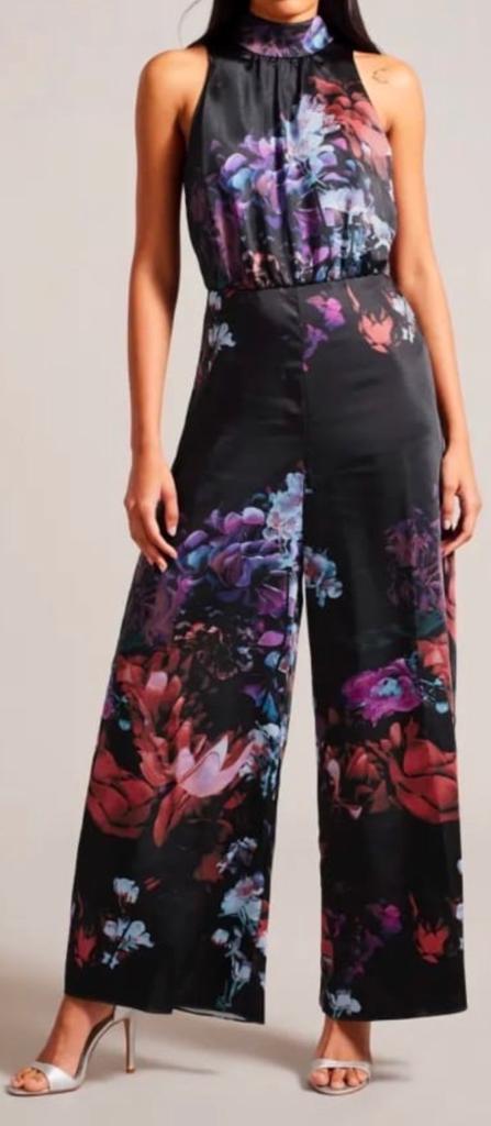 Nieuwe Ted Baker jumpsuit met bloemenprint, Kleding | Dames, Jumpsuits, Verzenden, Nieuw, Maat 46/48 (XL) of groter, Zwart