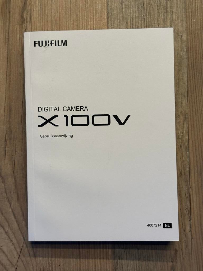 Handleiding Fujifilm X100V nederlandstalig, Ophalen of Verzenden, Zo goed als nieuw