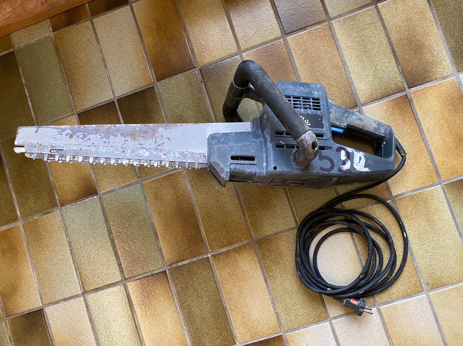 Elu Alligator, Doe-het-zelf en Verbouw, Ophalen, Gebruikt, Overige typen, 30 tot 70 mm