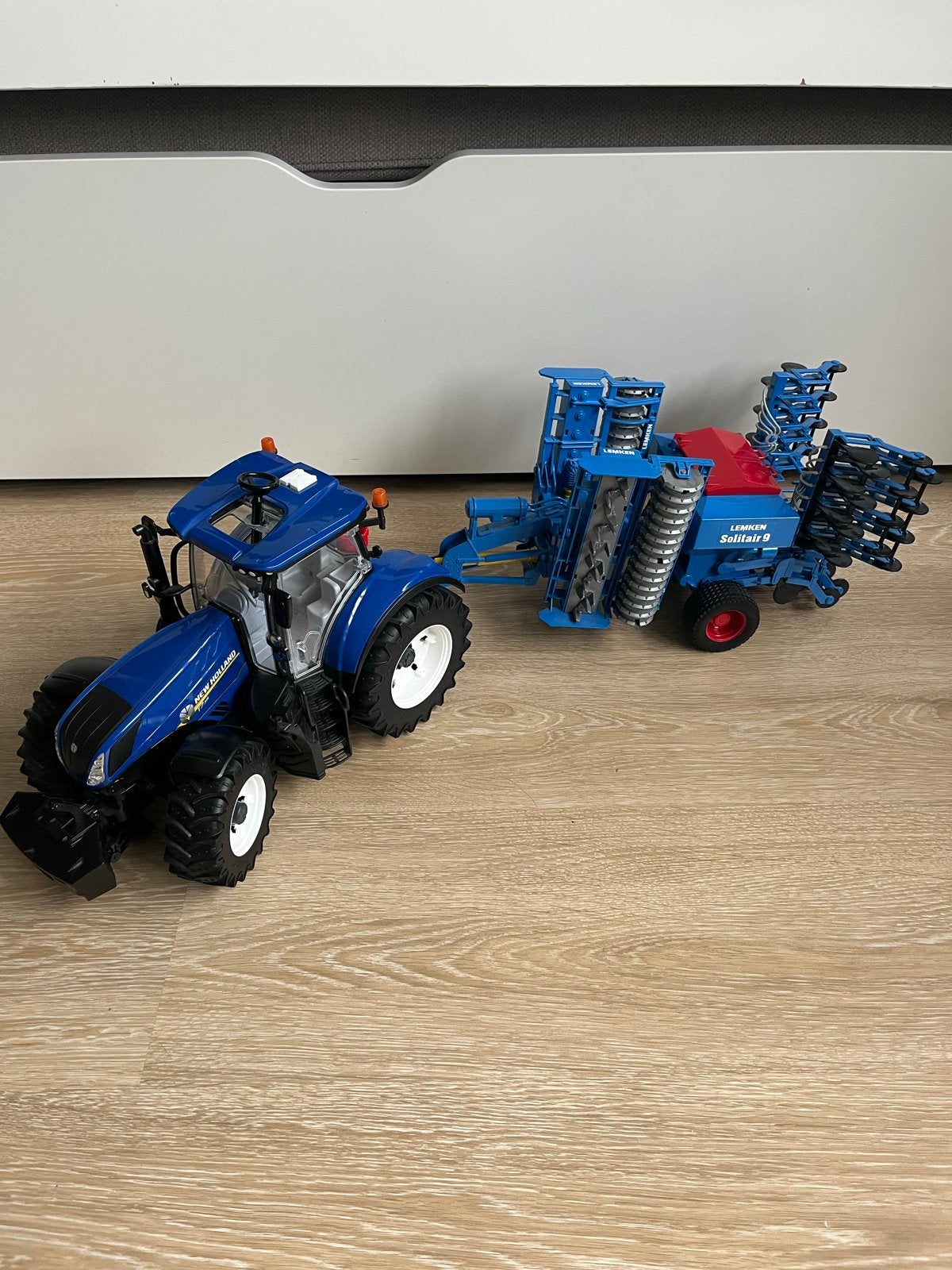 Bruder New Holland met maaimachine, Ophalen of Verzenden, Zo goed als nieuw