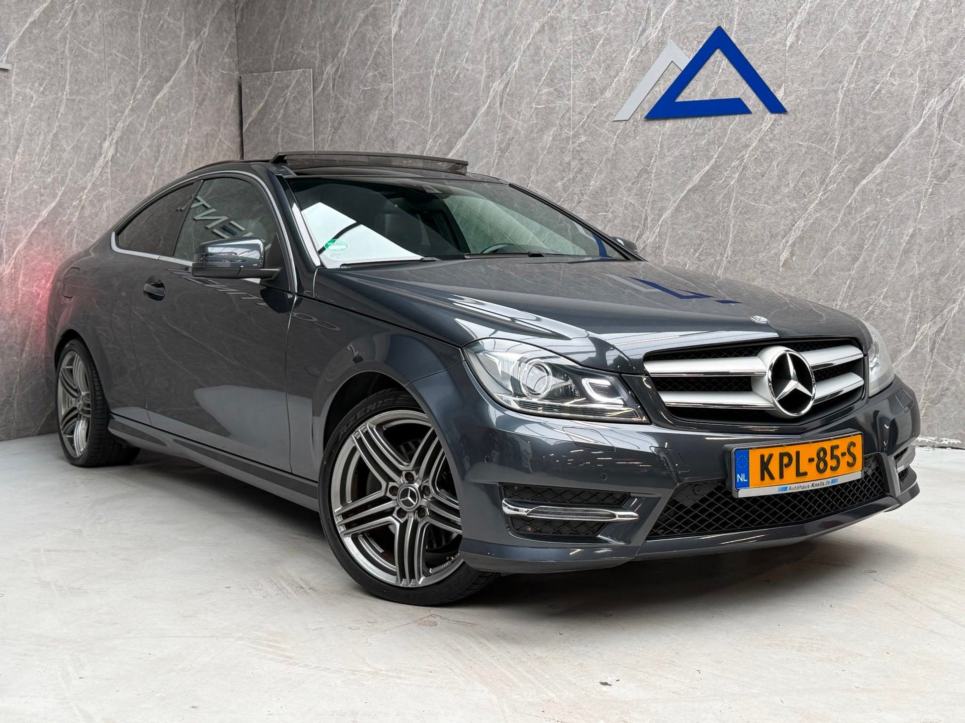 Mercedes-Benz C-klasse Coupé 350 Edition 1 306 PK / Panoram, Auto's, Mercedes-Benz, Automaat, Euro 5, Achterwielaandrijving, Zwart