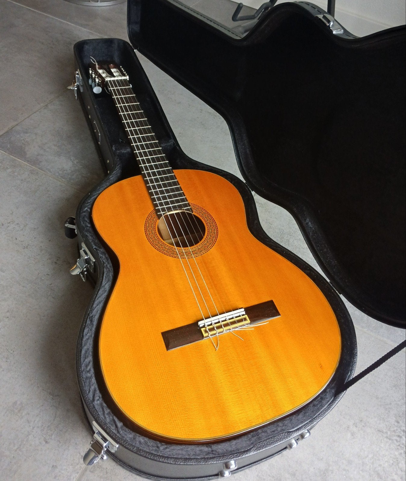 klassieke spaanse gitaar Luxor Model 41, Ophalen of Verzenden, Zo goed als nieuw, Klassieke of Spaanse gitaar, Met koffer