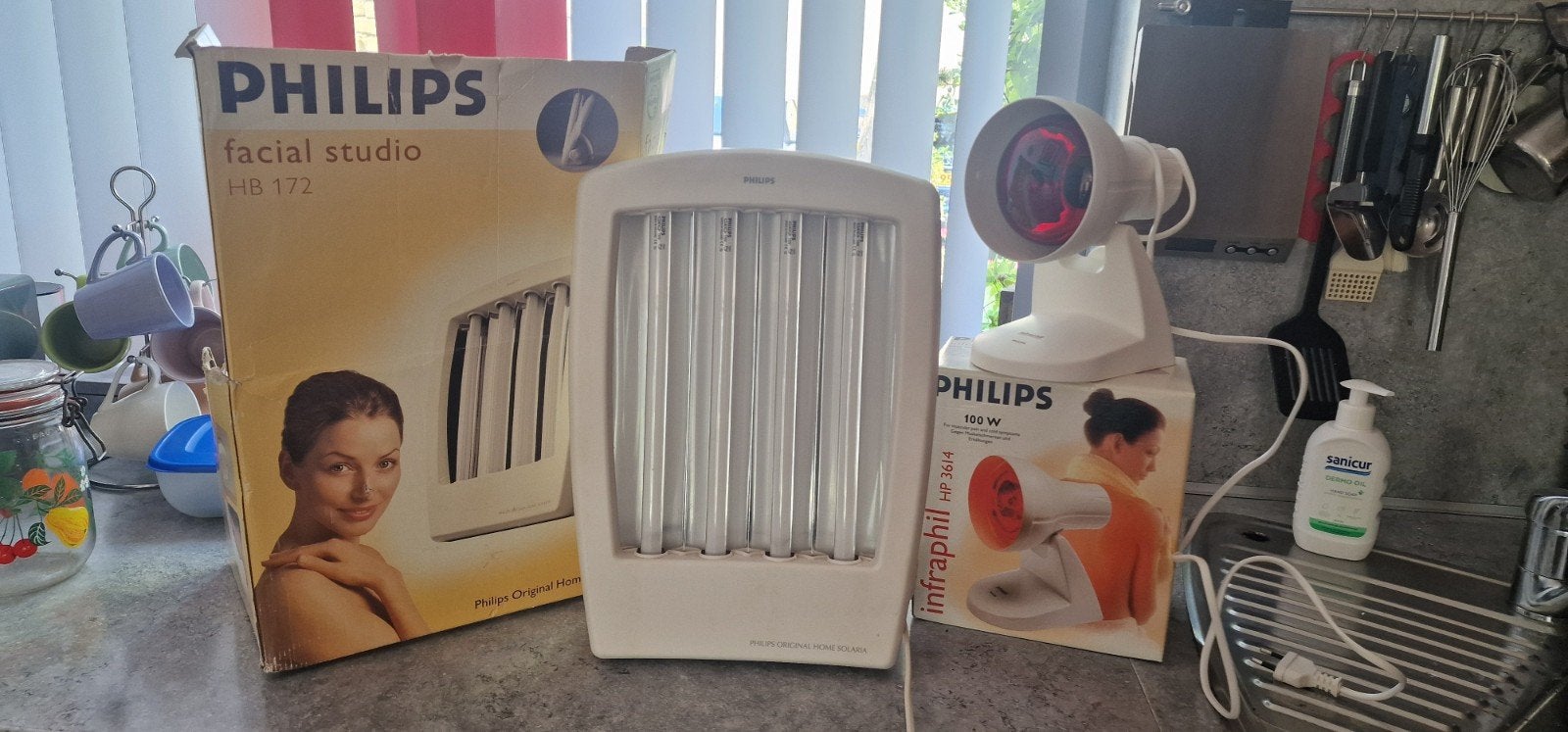 Philips Gezichtsbruiner HB172 en Infraroodlamp HP3614, Ophalen of Verzenden, Zo goed als nieuw, Gezichtsbruiner, Minder dan 10 lampen