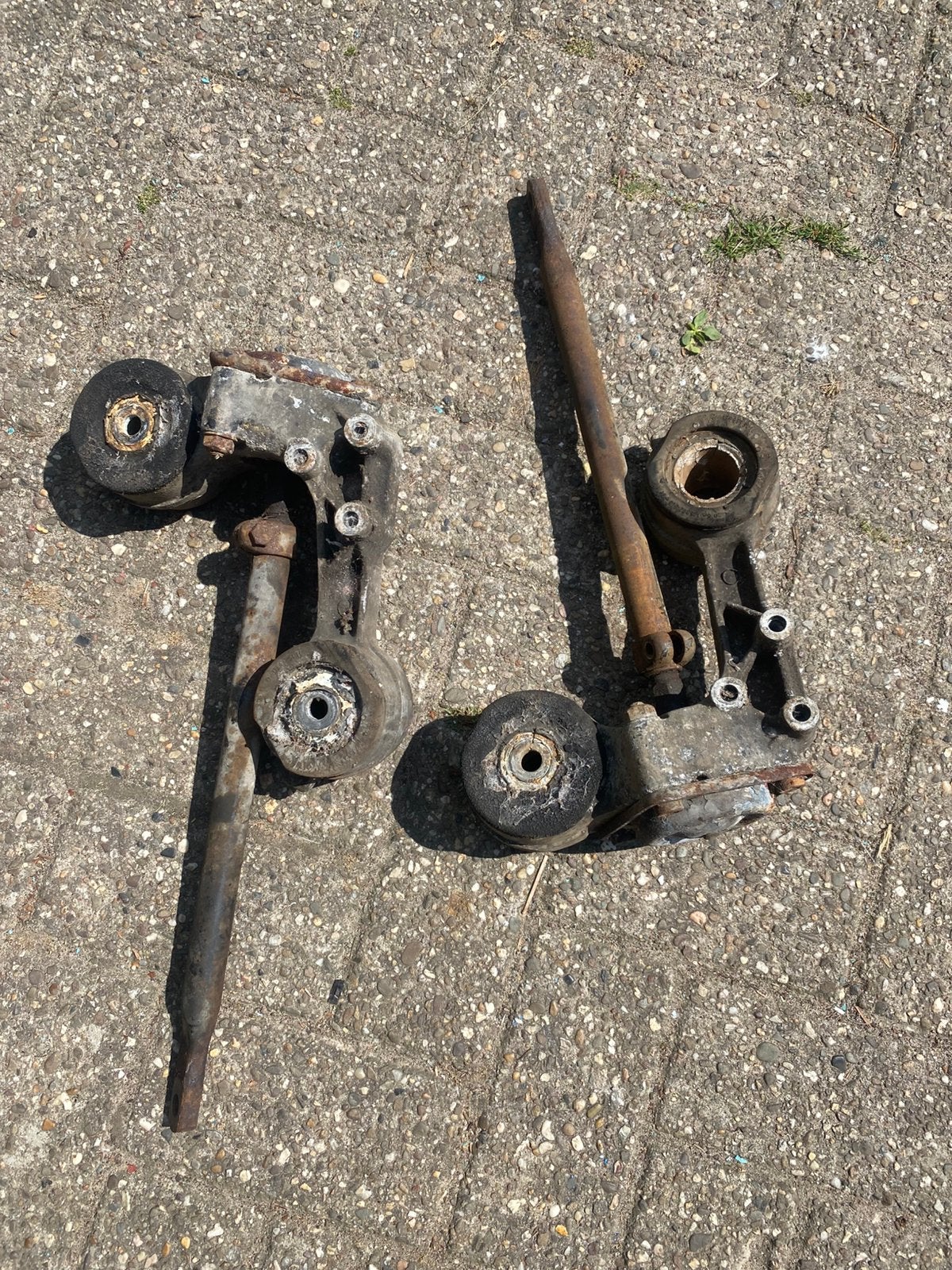 Mercedes W126 Reactie armen, Ophalen, Gebruikt