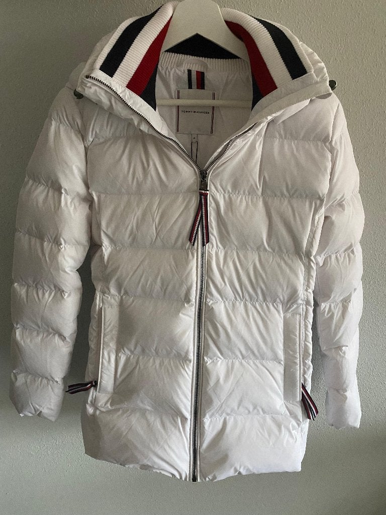 Tommy Hilfiger Winter Jas (Maat:M), Kleding | Dames, Maat 38/40 (M), Wit, Nieuw, Ophalen of Verzenden