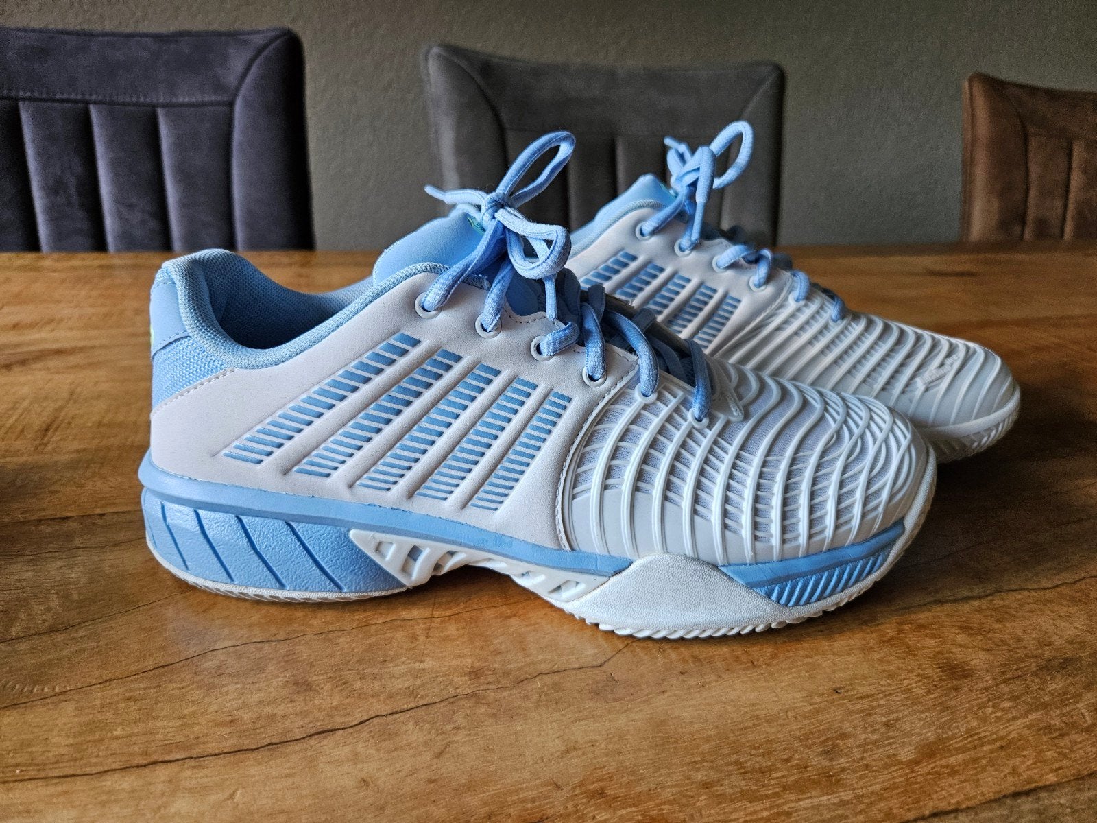 K-Swiss Tennisschoenen Dames - Maat 40, Ophalen of Verzenden, Zo goed als nieuw, K-Swiss, Wit