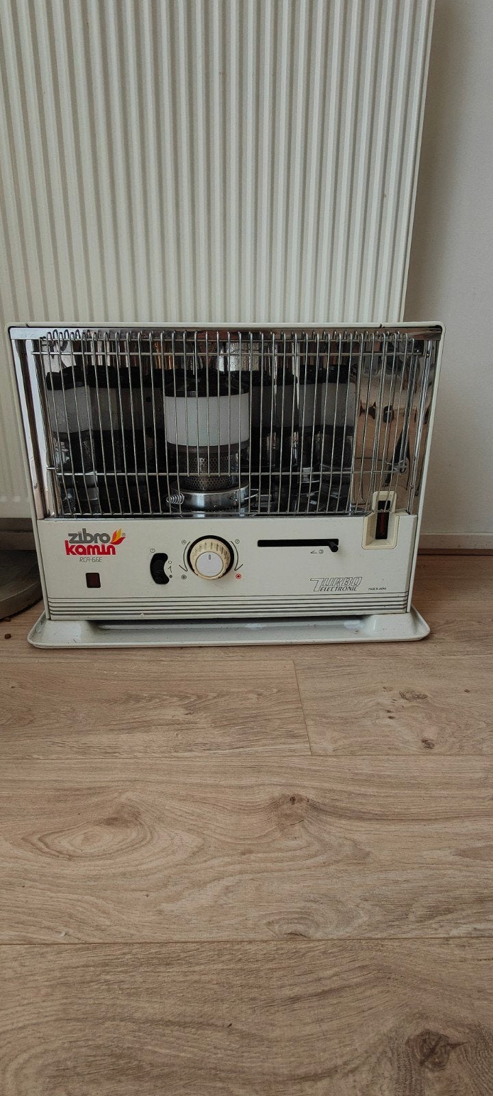 Zibro Kamin Turbo Electronic petroleumkachel, Ophalen, Gebruikt, Overige brandstoffen, Petroleumkachel