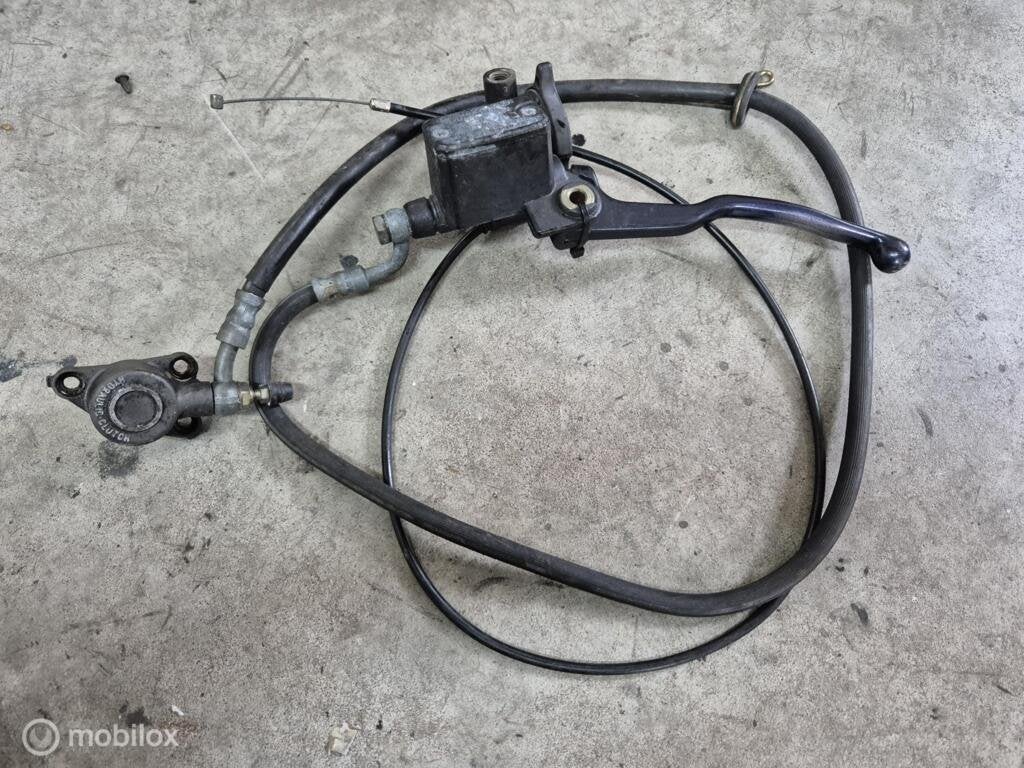 Koppelingspomp slave Monster 600 750 900 851 888 Supersport, Gebruikt, Factorystore.service@ducati.com, Ophalen of Verzenden, Via Antonio Cavalieri Ducati, 74/5, 74/6, 40132 Bologna BO