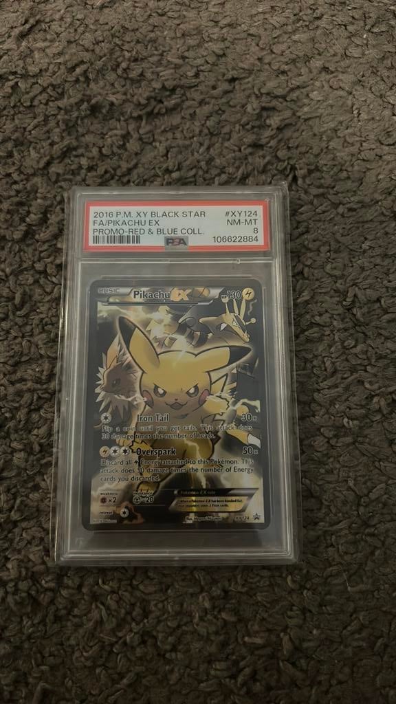 PSA 8 Pikachu #XY124 Promo, Verzenden, Zo goed als nieuw