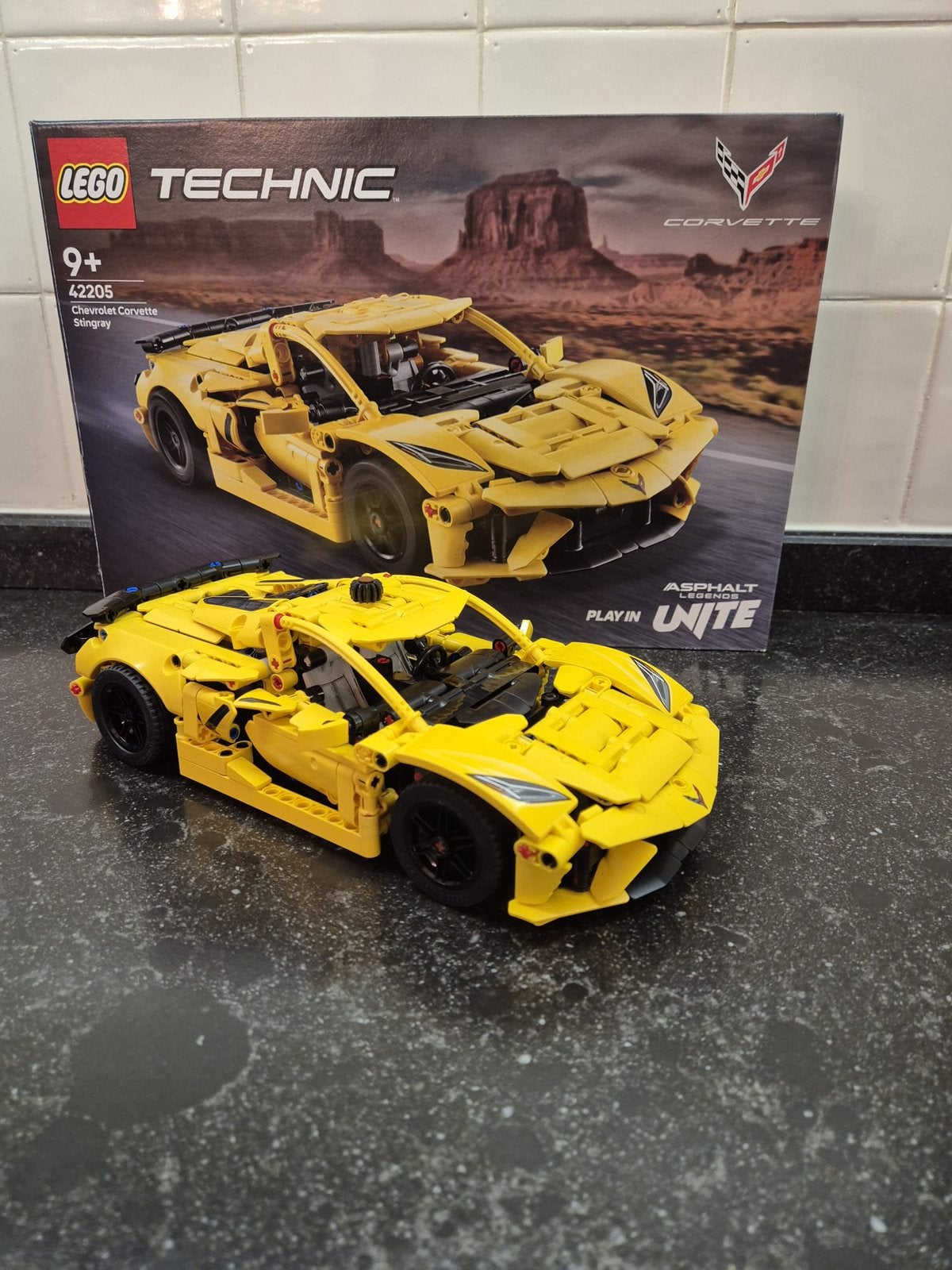 Lego 42205 Technic Chevrolet Corvette Stingray, Ophalen of Verzenden, Zo goed als nieuw