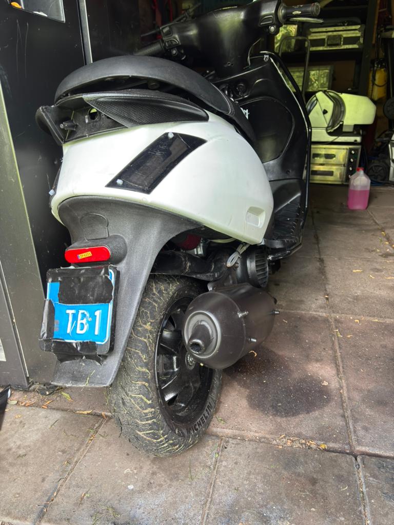 Snelle zip 125 2t snor, Ophalen, Zo goed als nieuw, Tweetakt, Piaggio
