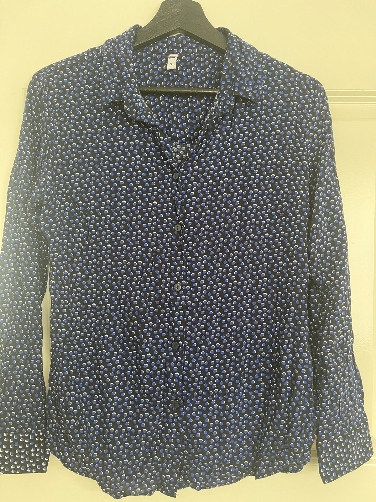 Hema Blouse met stippenpatroon, Ophalen of Verzenden, Zo goed als nieuw, Maat 36 (S), Blauw