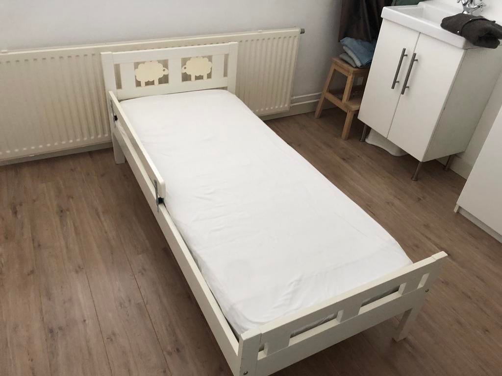 IKEA KRITTER Peuterbed met lattenbodem,l loop wit, Gebruikt, Wit, Hout, Eenpersoons