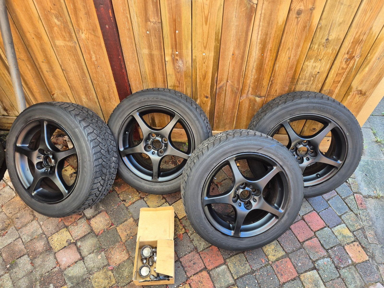 Toyota MR2 zzw30 orginele velgen met winterbanden, Ophalen, Gebruikt, 15 inch, Banden en Velgen
