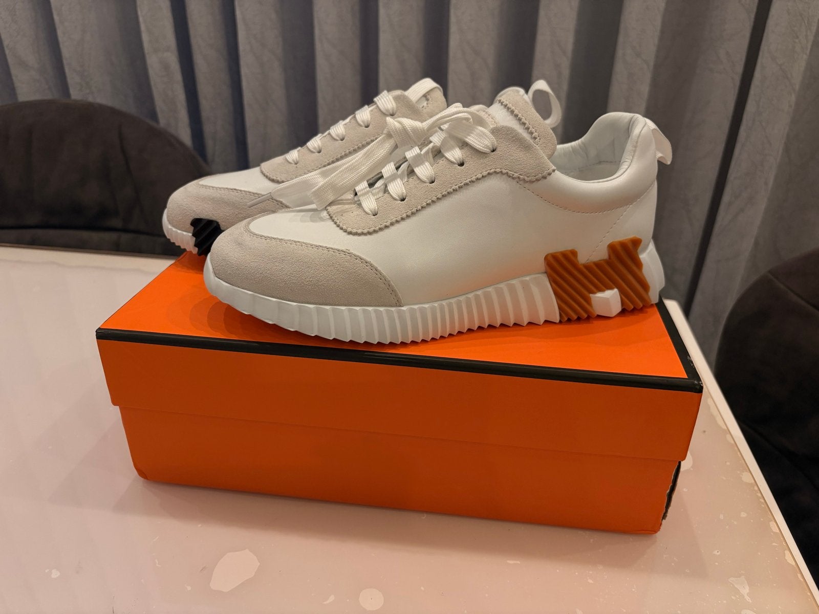 Hermes Sneakers- Nieuw in doos - Maat 38 Heren, Ophalen of Verzenden, Nieuw, Wit, Sneakers of Gympen