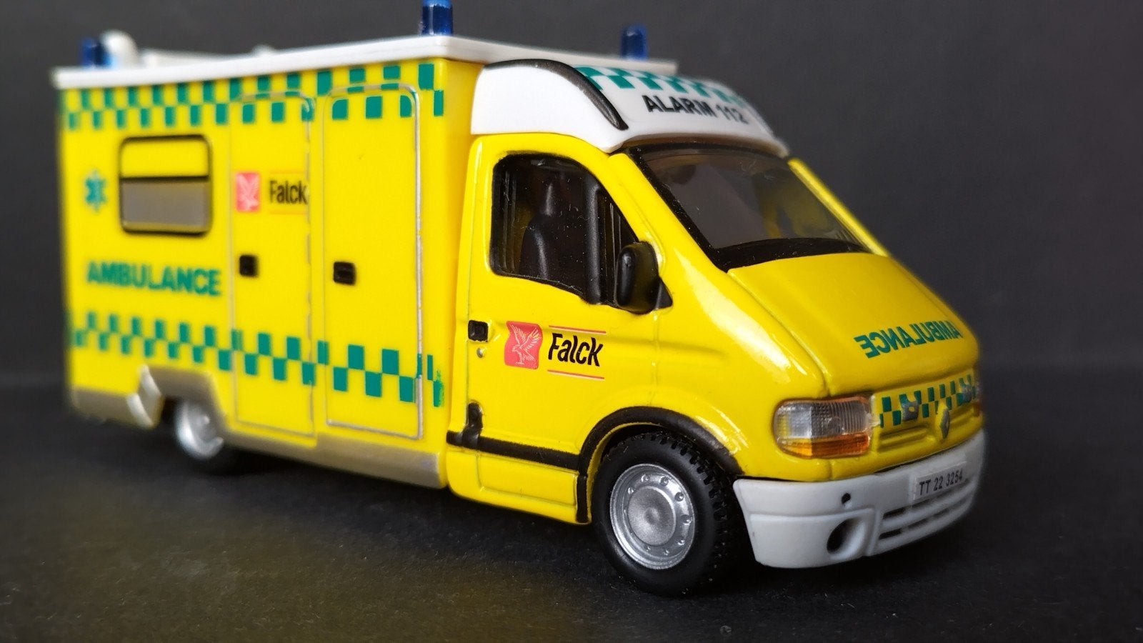 Renault Master Ambulance Falck Uk 1:50 Bburago Burago Pol, Overige merken, Auto, Verzenden, .
