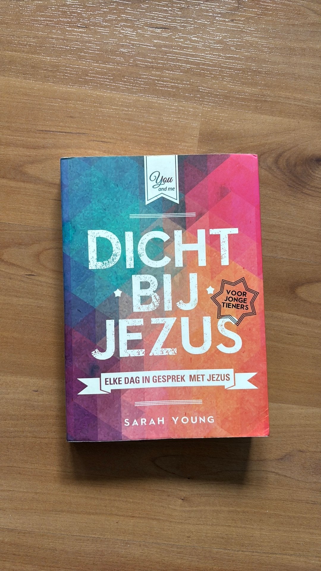 Sarah Young - Dicht bij Jezus voor jonge tieners, Ophalen of Verzenden, Zo goed als nieuw, Sarah Young