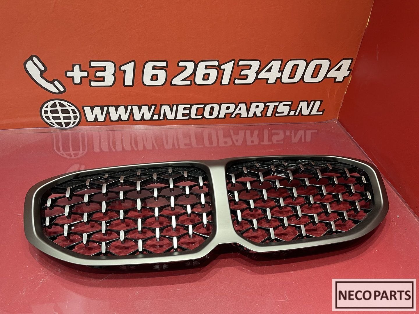 BMW F40 GRIL GRILLE 5A16538 ORIGINEEL ALLES LEVERBAAR, Gebruikt, -, Ophalen of Verzenden, Achter