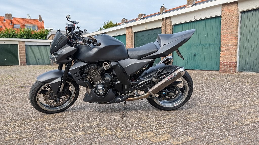 Kawasaki Z1000 (2003) - Vol accessoires, Motoren, 4 cilinders, Gebruikt, Particulier, Meer dan 35 kW