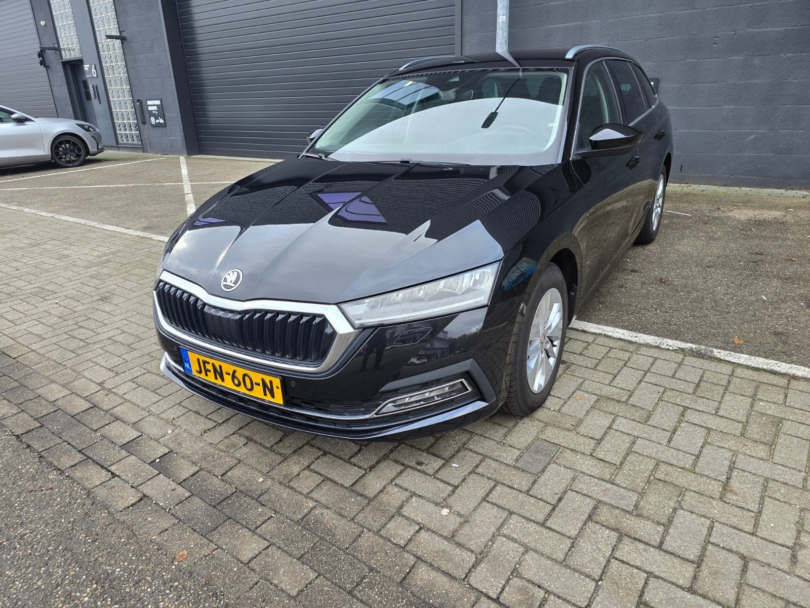 Skoda Octavia 1.0 TSI 110pk 2021 Zwart