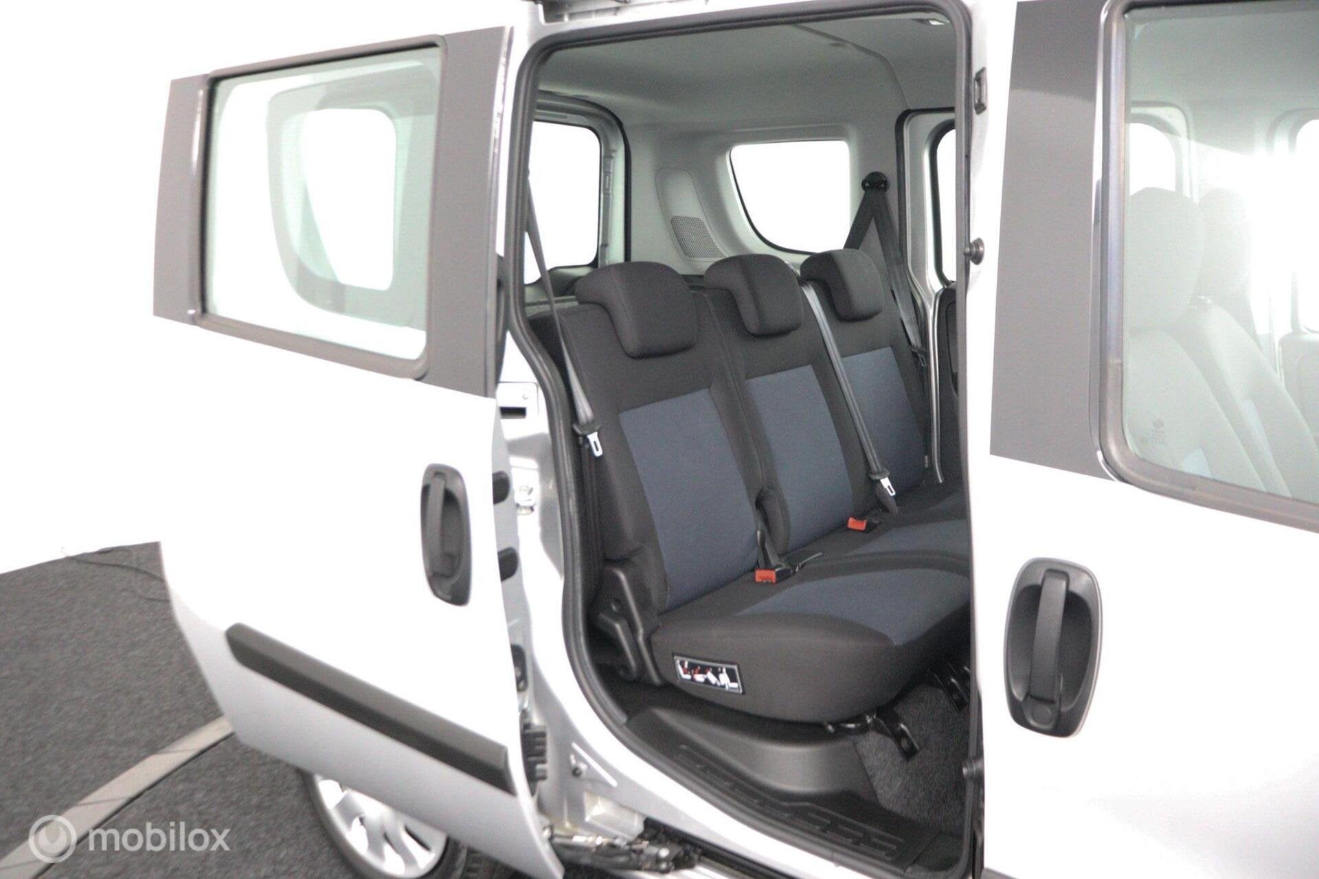 Opel Combo Tour 1.4 L1H2 ecoFLEX Edition | dubbele zij schui, Voorwielaandrijving, Gebruikt, Origineel Nederlands, Handgeschakeld