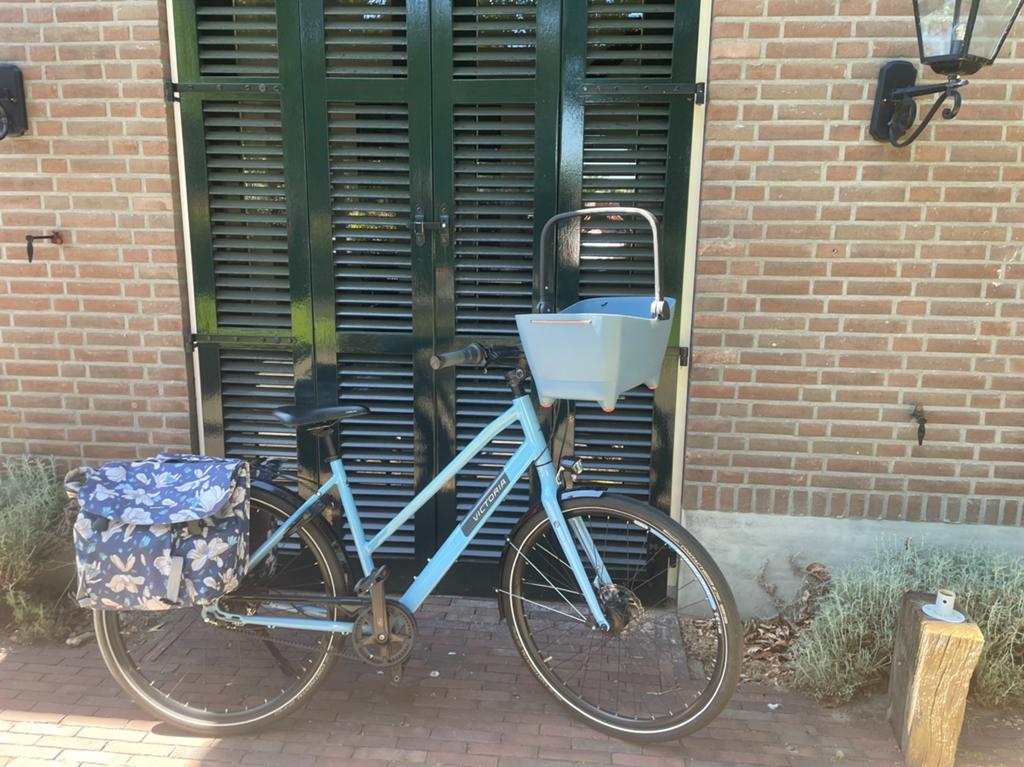 Basil hondenfietsmand “voorop” Mik blauw, Ophalen, Zo goed als nieuw