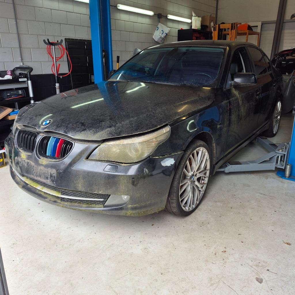 BMW E60 in onderdelen, Auto-onderdelen, Carrosserie en Plaatwerk, Spatbord, BMW, Voor, Achter, Gebruikt, Ophalen