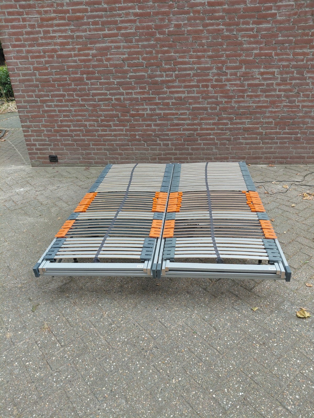 Elektrische latten bodems met pootjes, Ophalen, Gebruikt, Tweepersoons, 200 cm