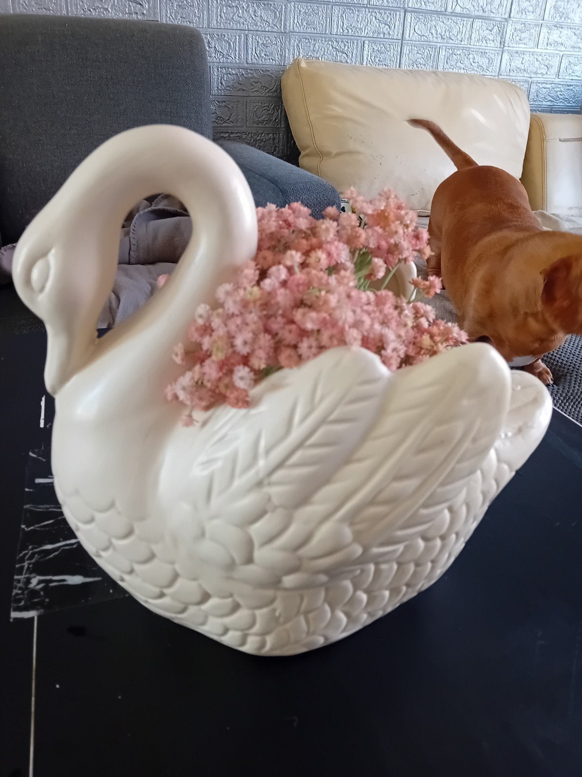 2 zwanen met decoratie, Ophalen, Wit, Steen/keramiek, Klassiek